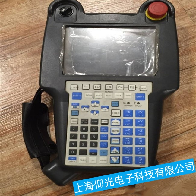 南(nan)京发那科机器人M-710iC-12L示教器出现(xian)触摸不良或局部不灵故障维修中心(xin)